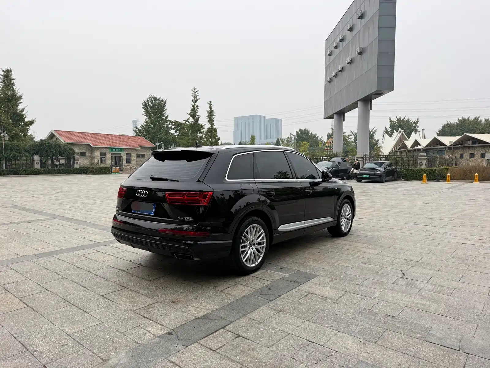Photo 6 - Audi Q7
