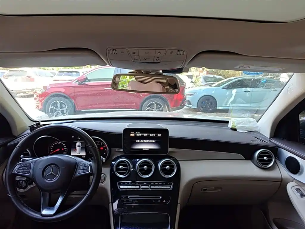 Mercedes-Benz GLC 2018 GLC 200 4MATIC фото 6