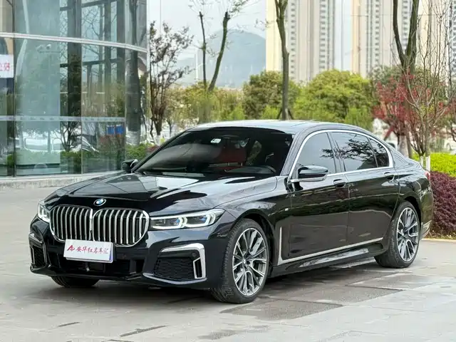 BMW 7 SERIES