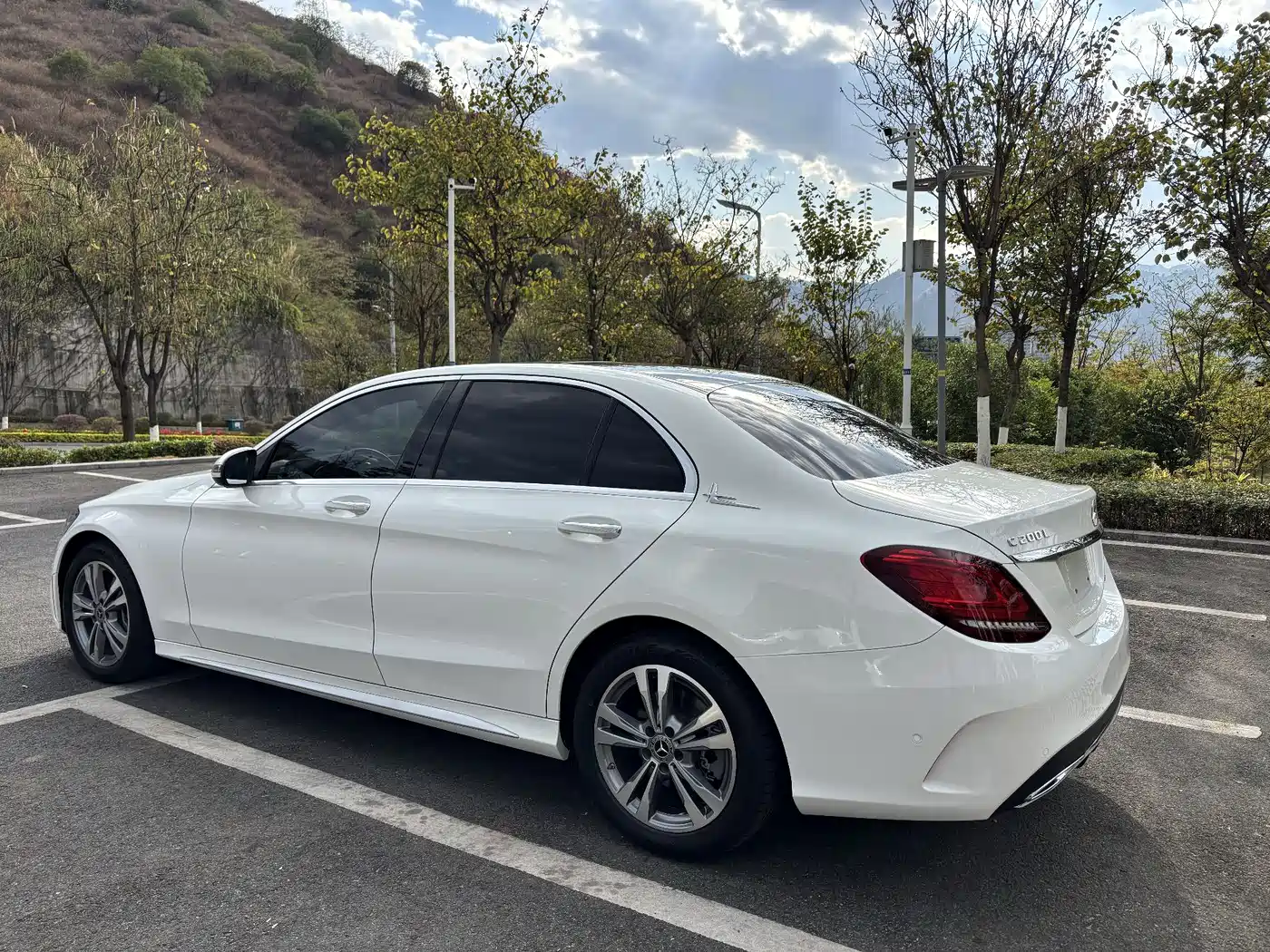 MERCEDES-BENZ C CLASS
