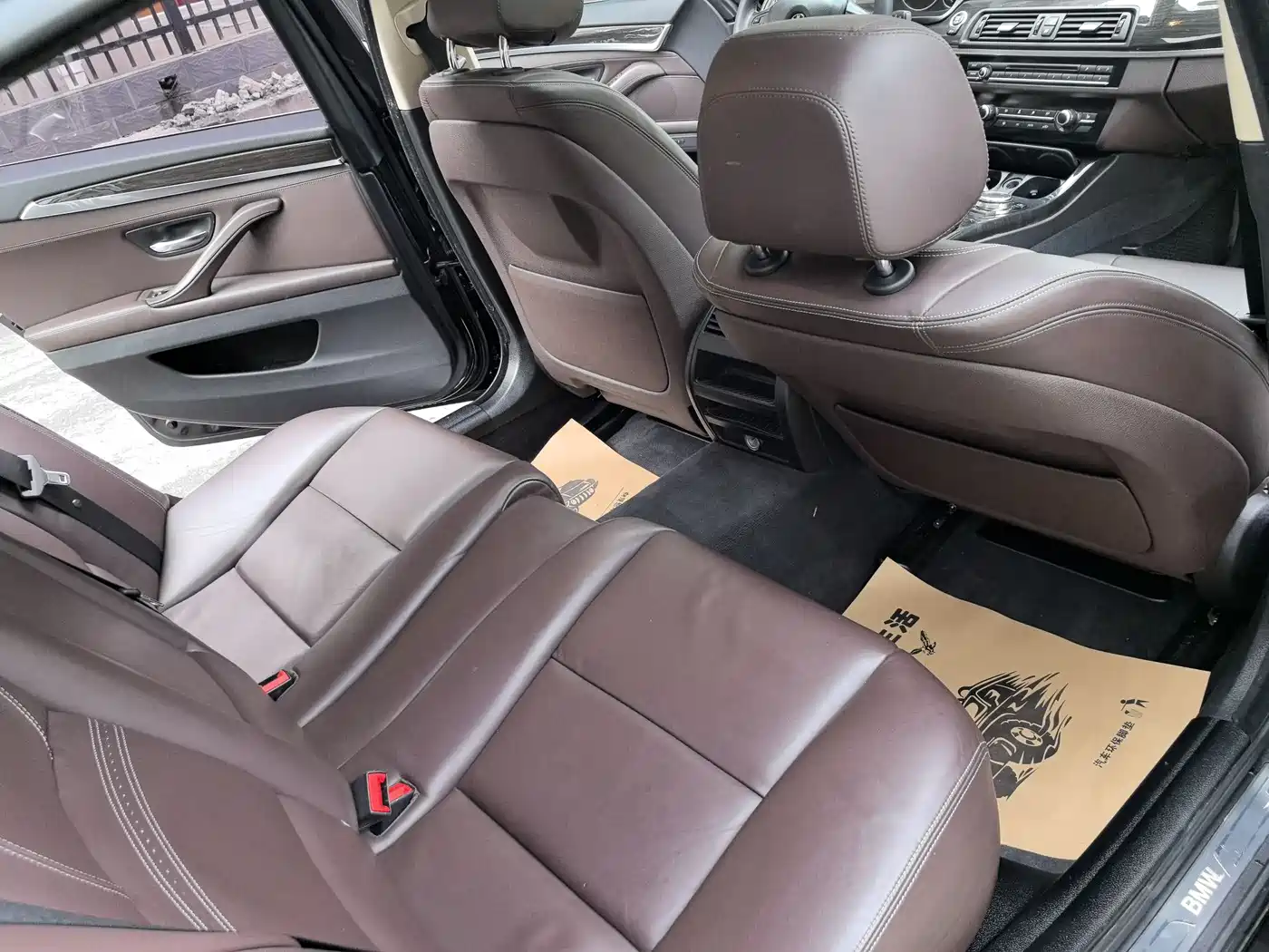 BMW 5 Series 2014 525Li Luxury Design Package фото 10