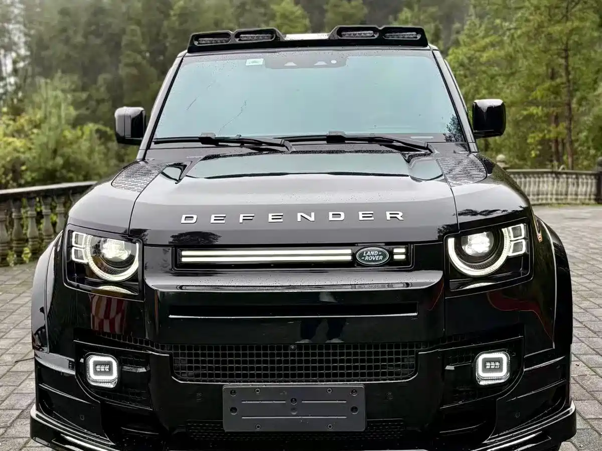 Land Rover Defender 2025 2025 110 3.0T P400 -Dynamic HSE