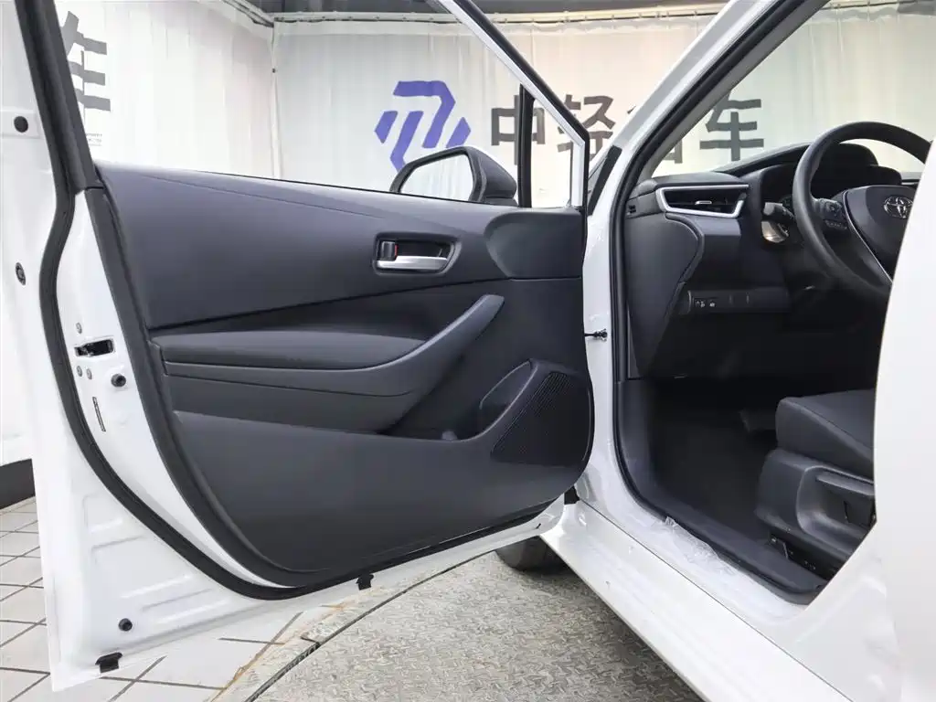 Toyota Corolla 2024 1.2T Elite Edition фото 5