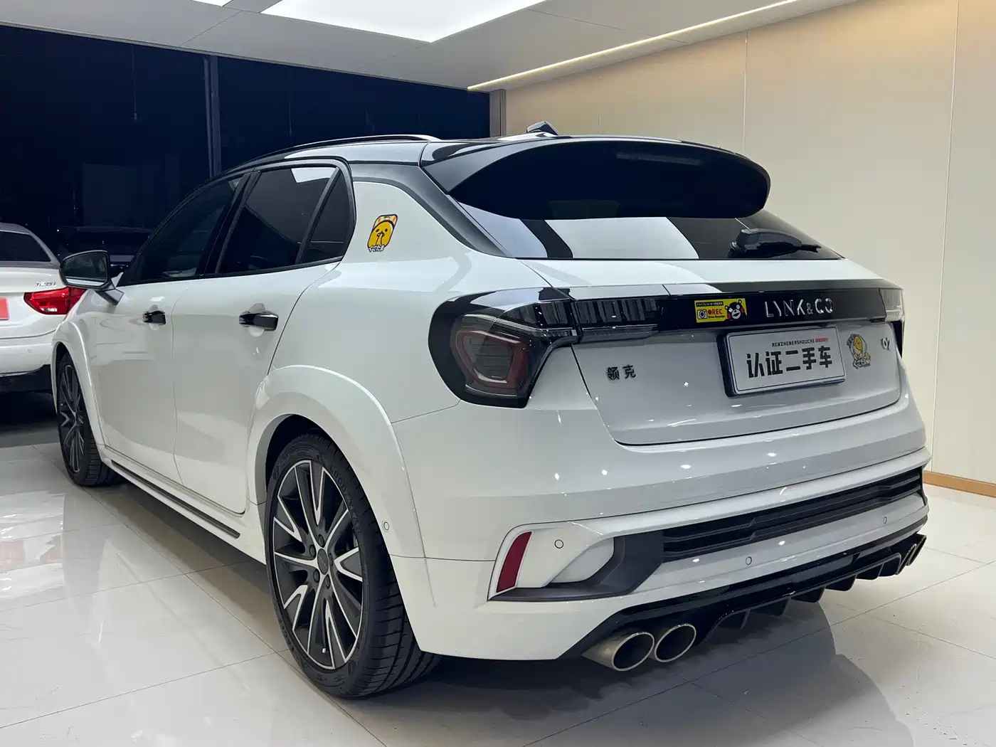 Lynk & Co 02 Hatchback 2023 2022 2.0TD Pro