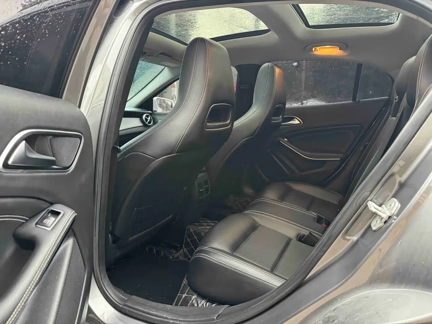 Mercedes-Benz GLA 2016 GLA 200 Dynamic фото 7