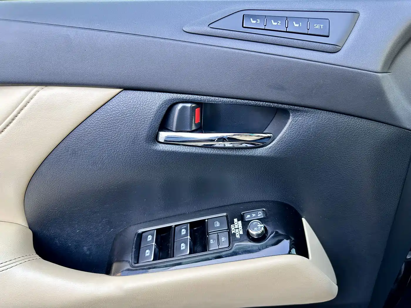 Toyota Alphard 2018 Facelift 3.5L Premium Edition фото 23