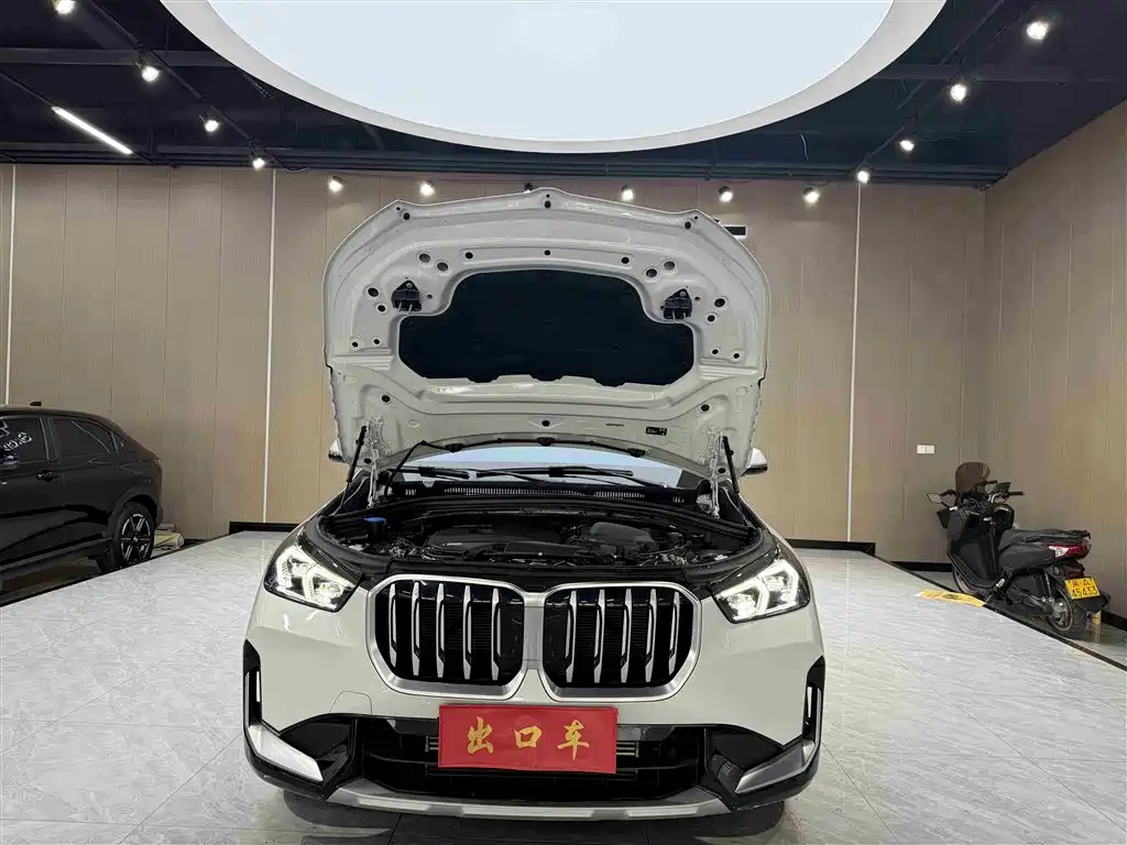 BMW X1 2023 sDrive20Li X Design Package фото 17