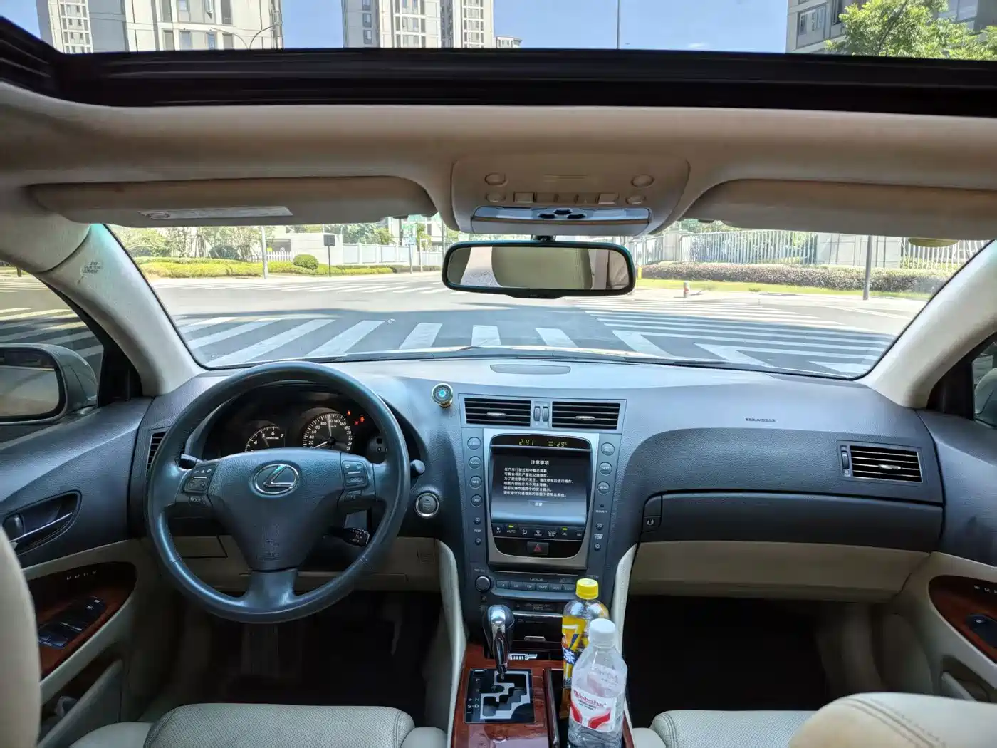 Photo 9 - Lexus GS