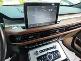 Фото 13 - Lincoln Aviator (Import)