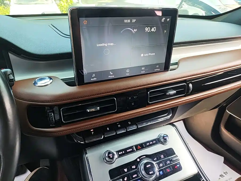 Фото 13 - Lincoln Aviator (Import)