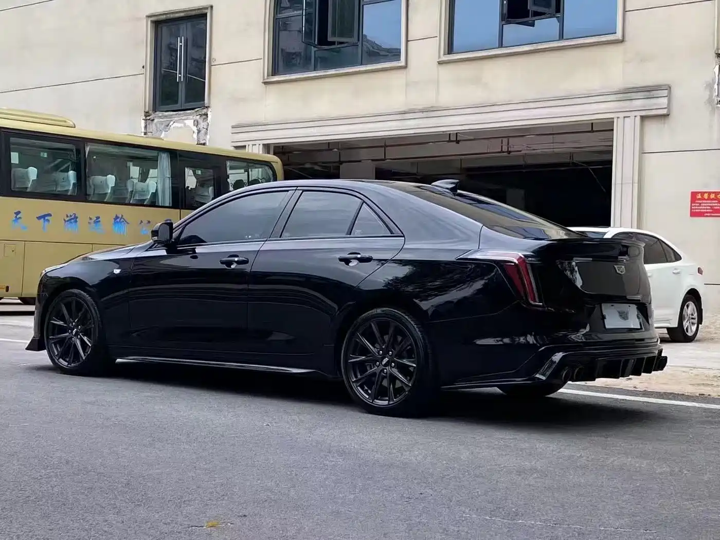 CADILLAC CT4