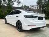 Photo 9 - Hyundai Elantra
