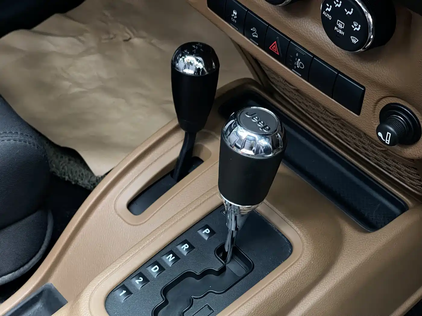 Jeep Wrangler 2011 2011 3.8L Rubicon 2-Door