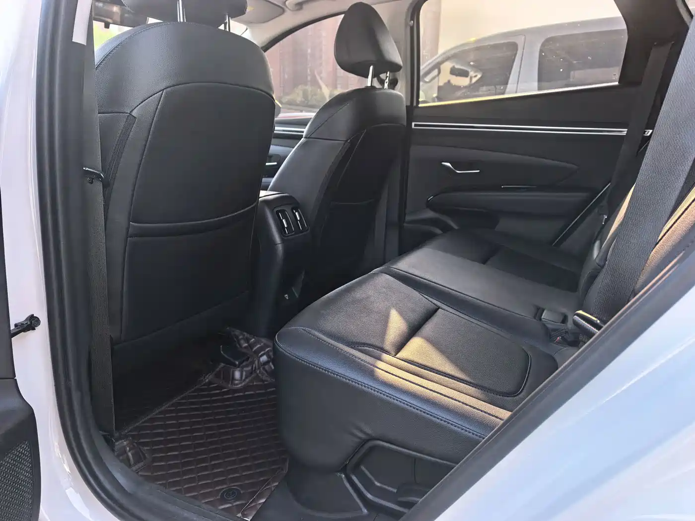 Фото 5 - Hyundai Tucson