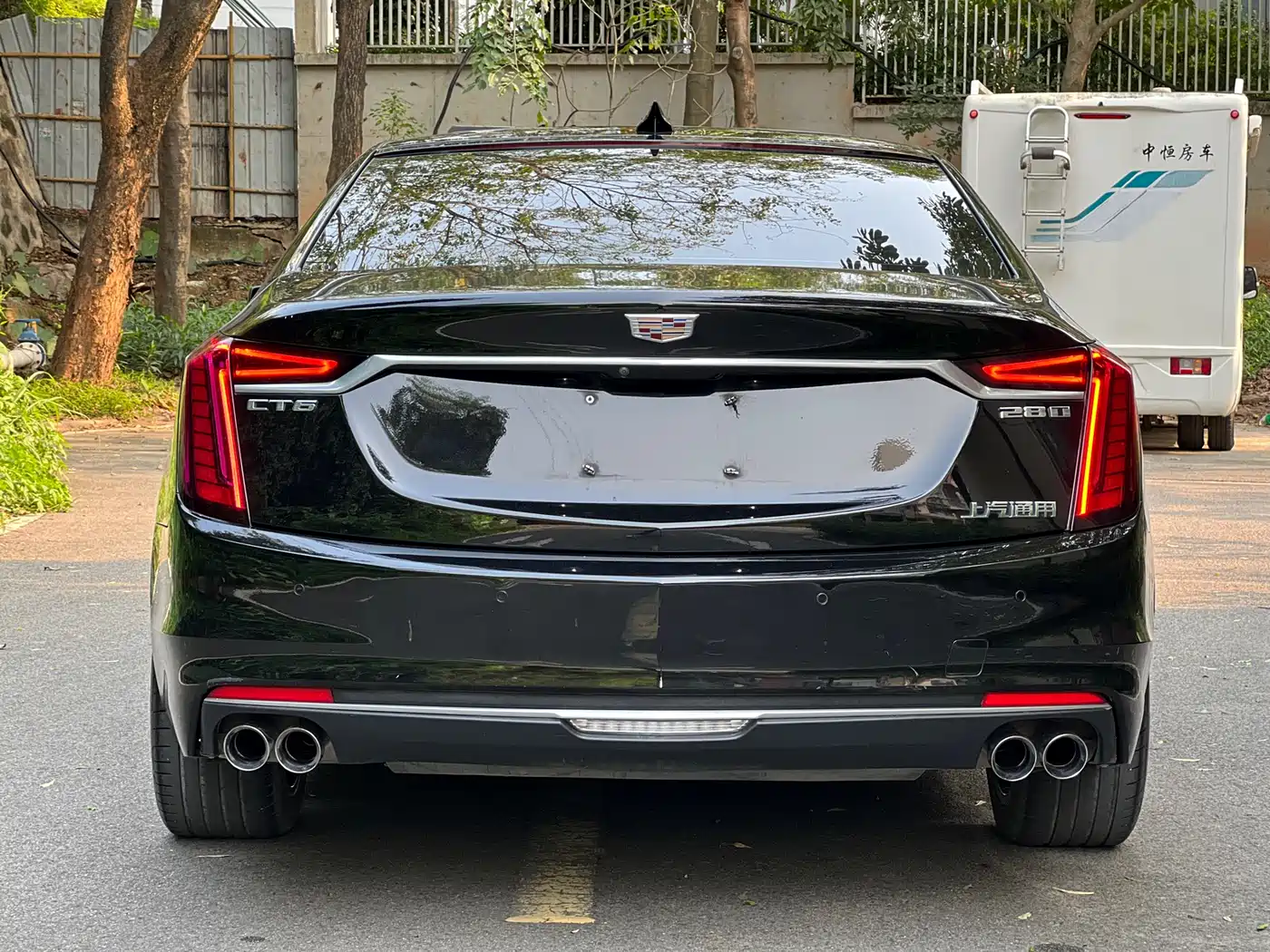 CADILLAC CT6