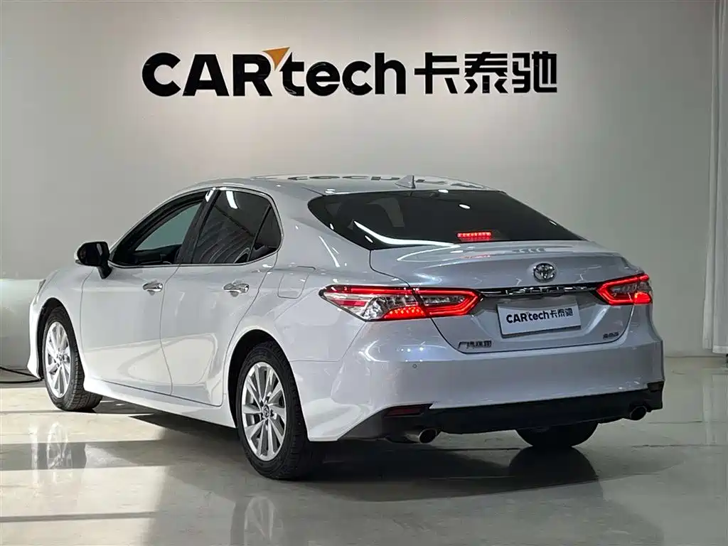 Toyota Camry 2021 2.0G Luxury Edition фото 6