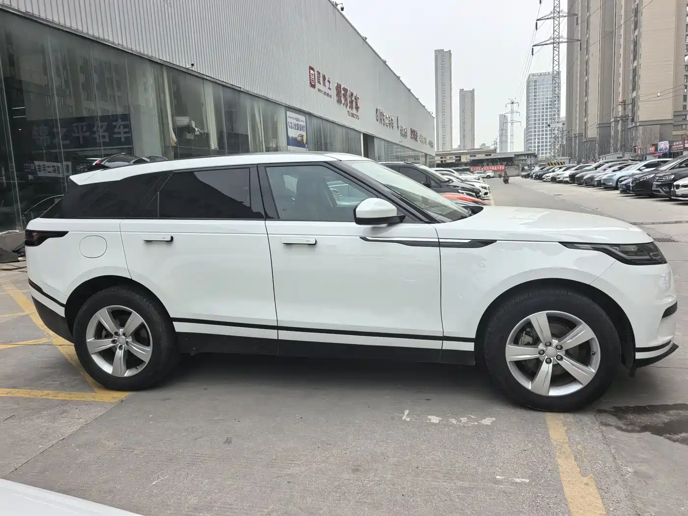Land Rover Range Rover Velar 2017 P250 S фото 11