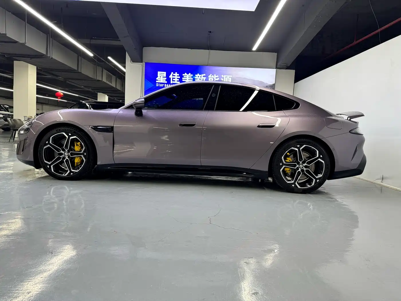 XIAOMI CAR XIAOMI SU7