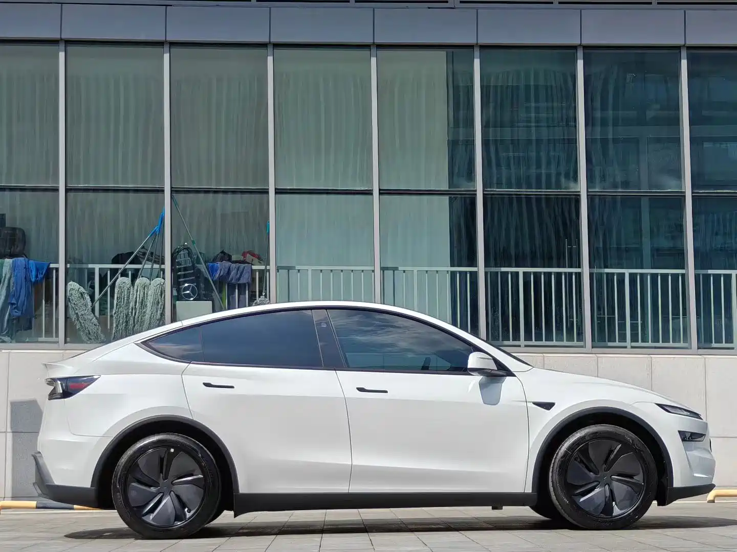 Фото 4 - Tesla Model Y