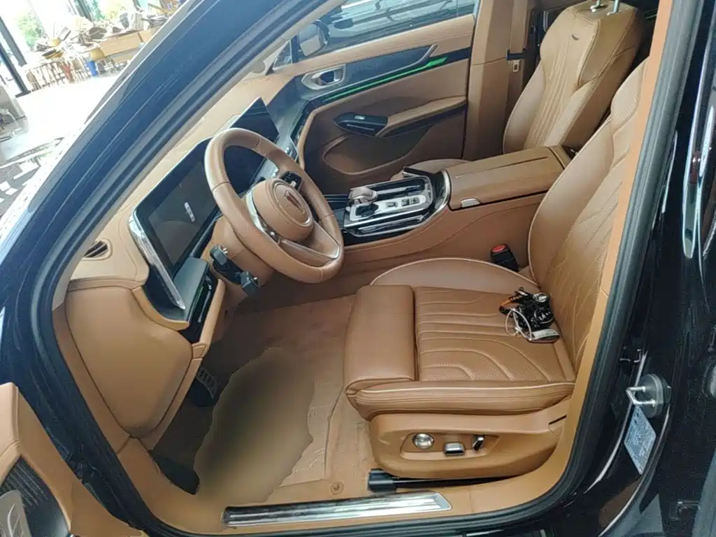 Hongqi H9 2025 2025 2.0T 2WD Qichang Luxury Business Edition 5-seater