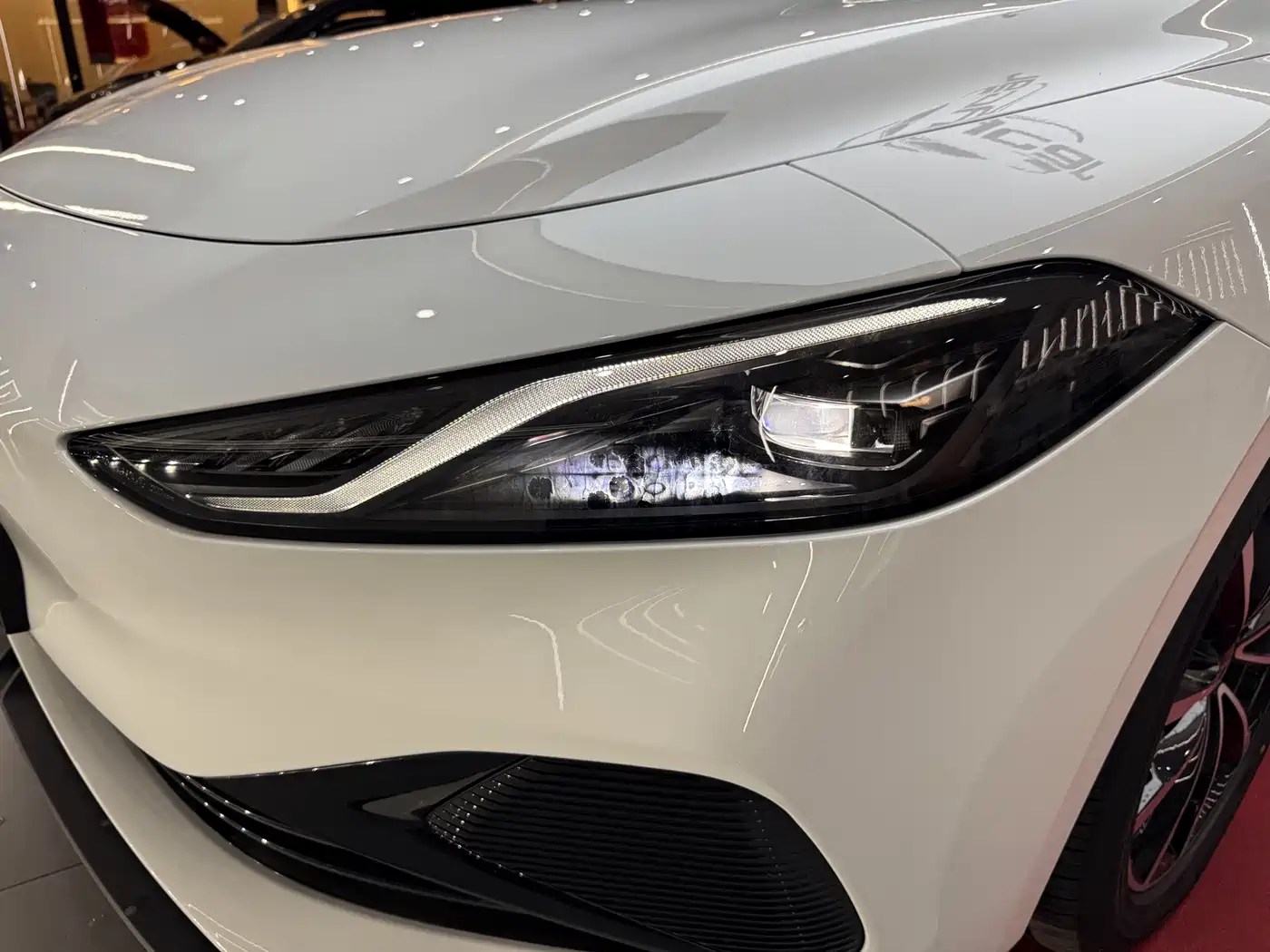 Roewe D7 2026 2023 DMH 125km Beyond Edition