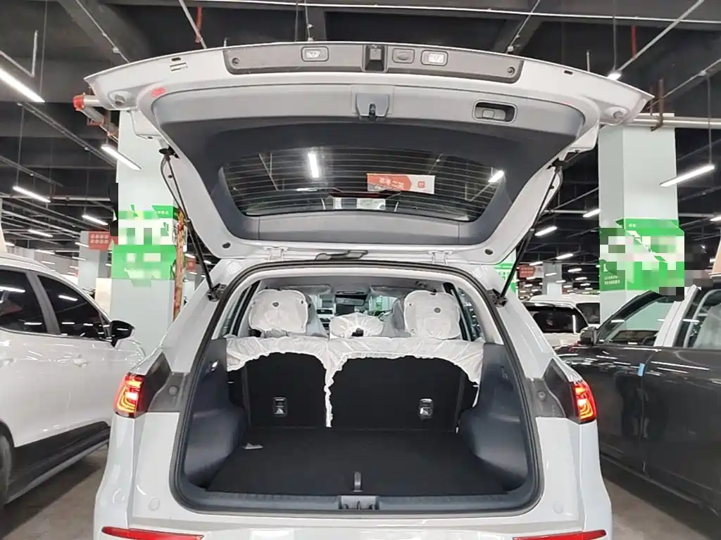 Geely Galaxy Galaxy E5 2026 2026 530km Voyager Edition