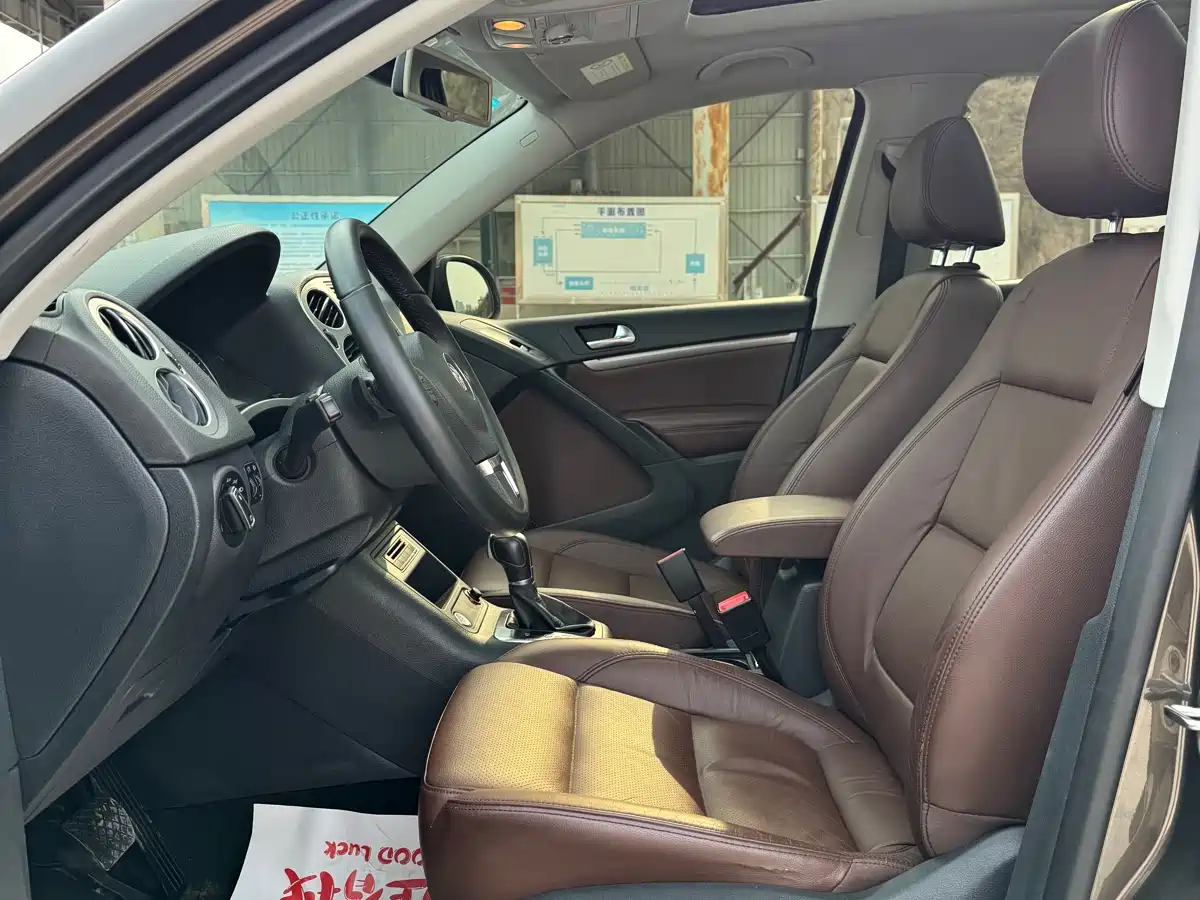 Volkswagen Tiguan 2015 1.8TSI Automatic 4WD Highline фото 11