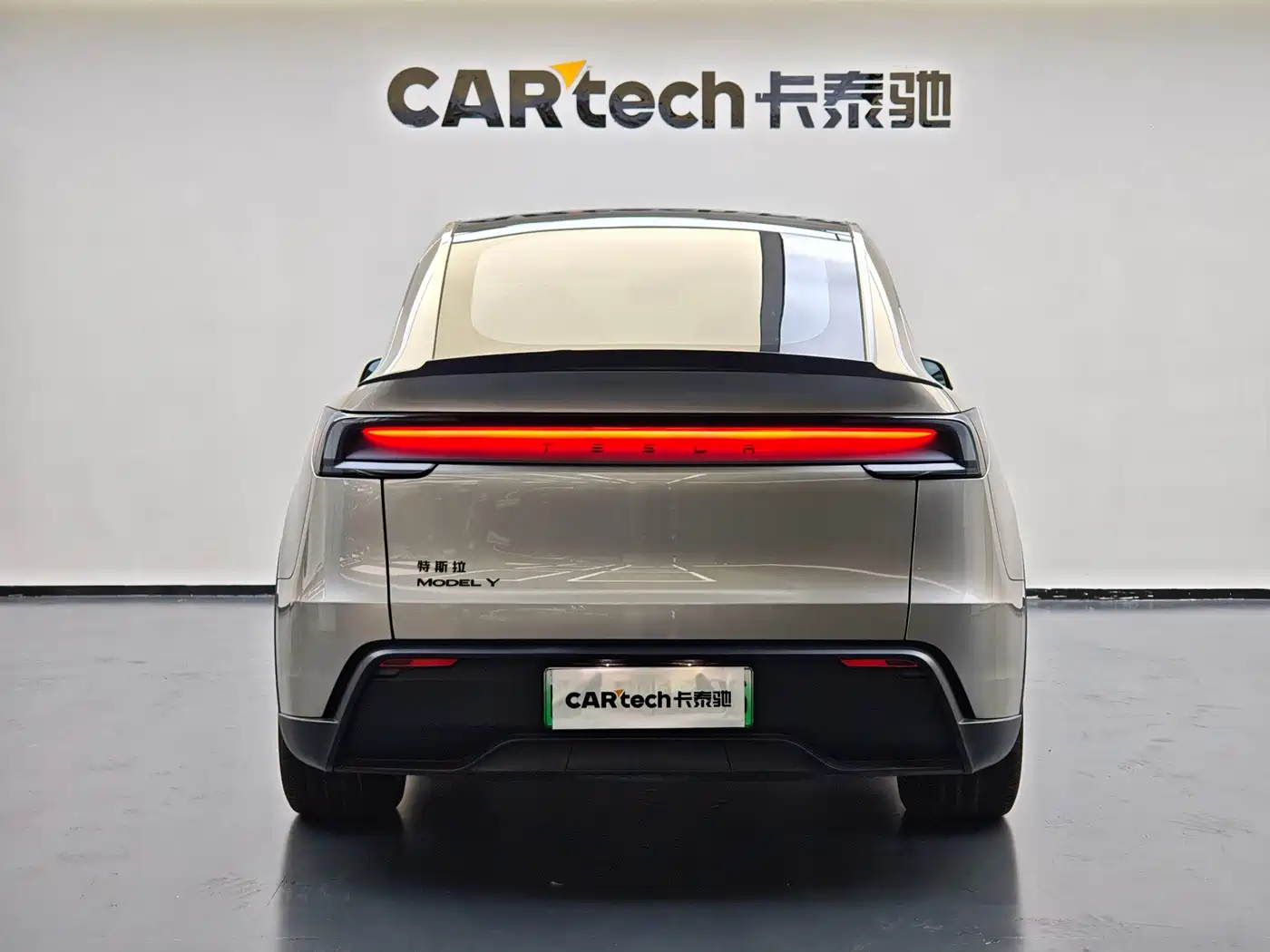 Tesla Model Y L 2026 2025 Facelift Long Range AWD