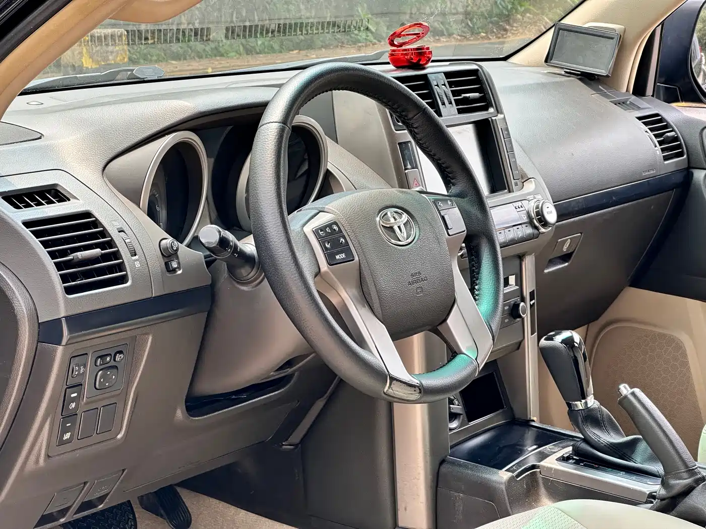 Toyota Prado (Import) 2010 2.7L Automatic Standard фото 10