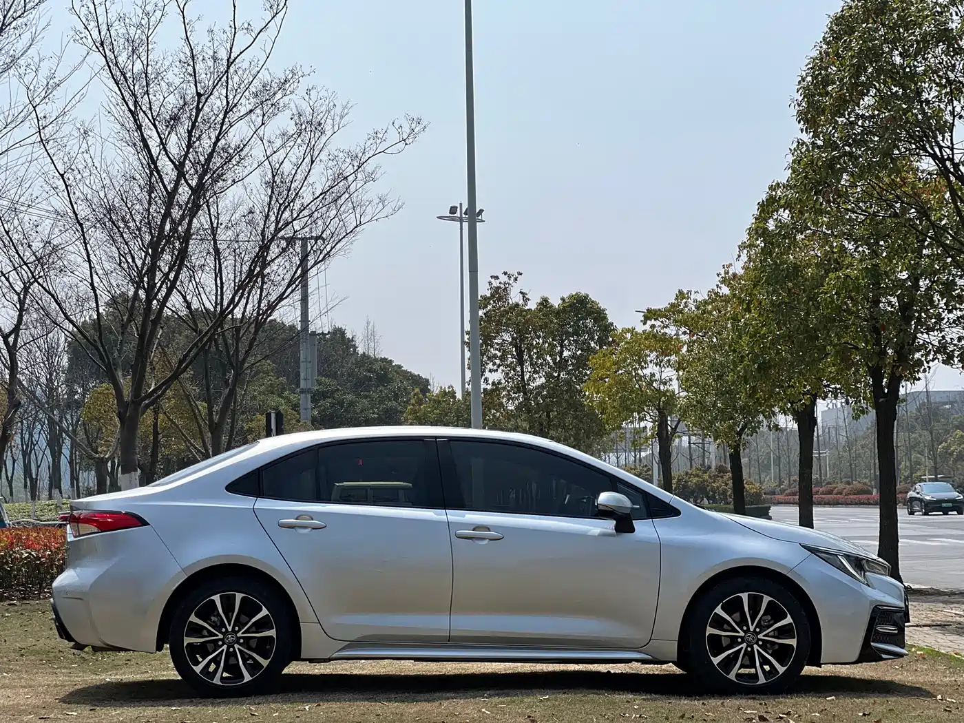 Toyota Levin 2021 185T CVT Sport Edition фото 23