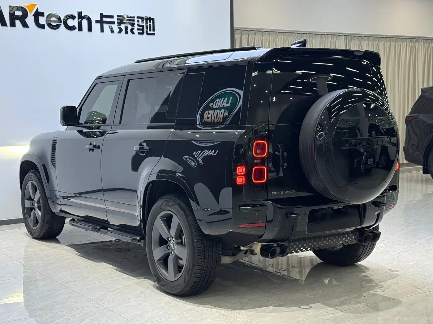 Land Rover Defender 2026 2025 110 3.0T P400 -Dynamic HSE