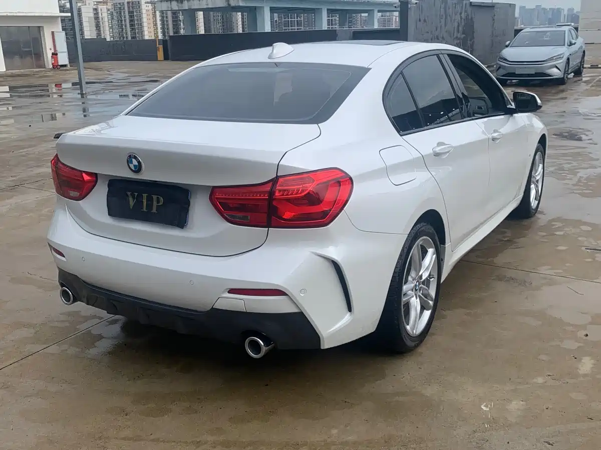 BMW 1 Series 2020 Model 120i M Sport Package фото 18