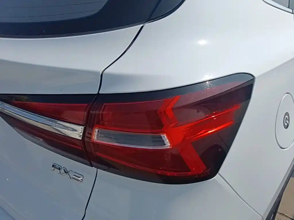 Фото 8 - Roewe RX3