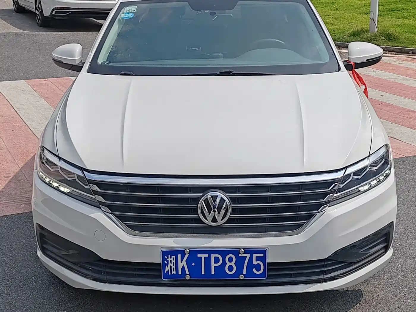 Photo 2 - Volkswagen Lavida