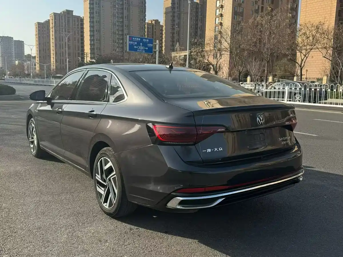 Volkswagen Sagitar 2023 Model Year 200TSI DSG Surpass Edition фото 6