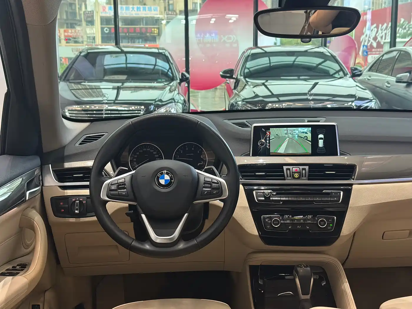 BMW X1 2018 xDrive25Li Luxury Model фото 12