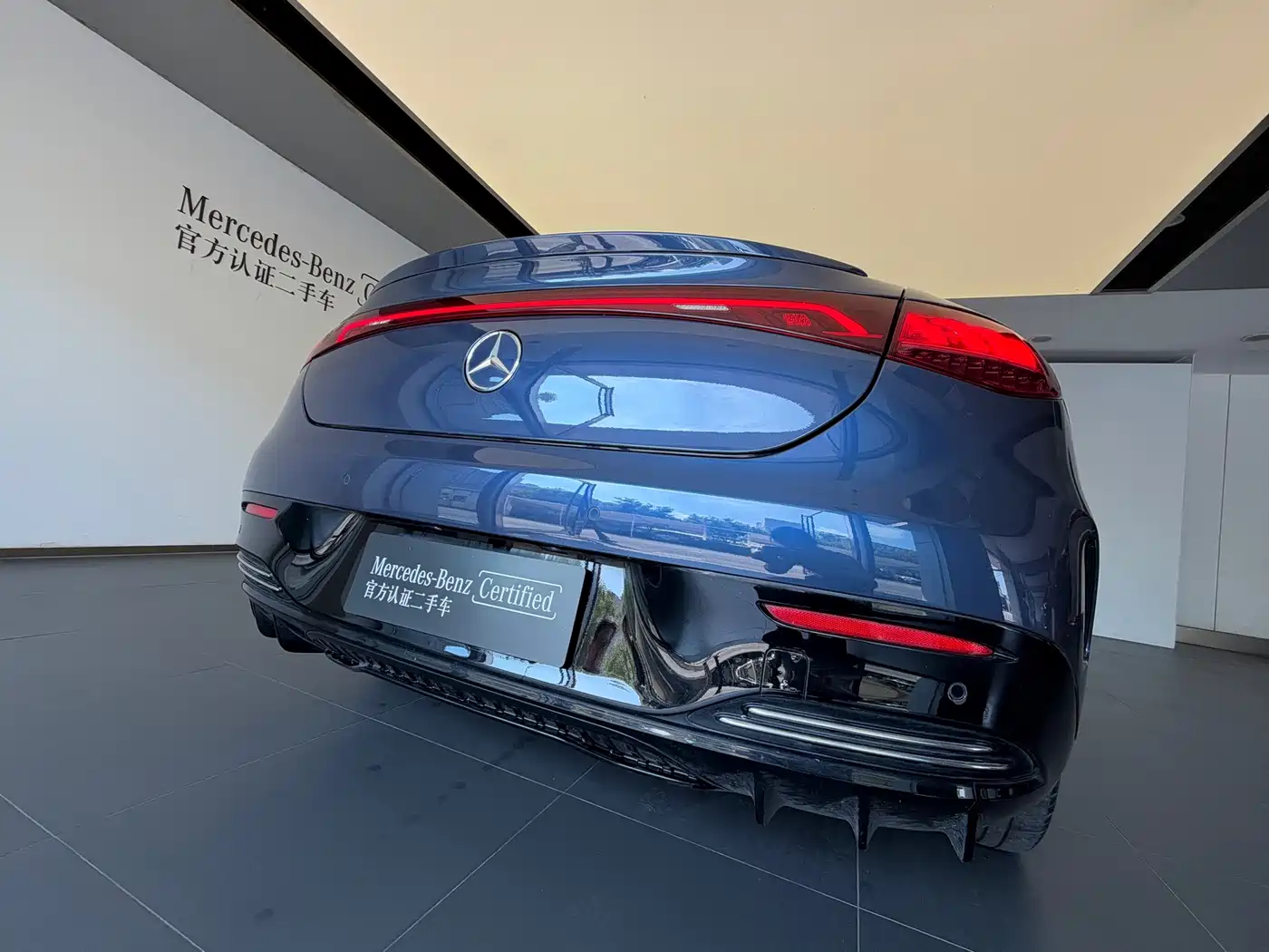 Mercedes-Benz EQE 2025 2022 350 Luxury Edition