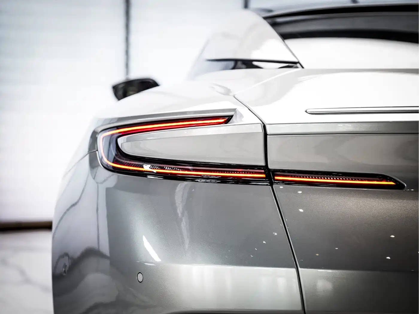 Aston Martin DB11 2018 2019 Model 4.0T V8 Coupe