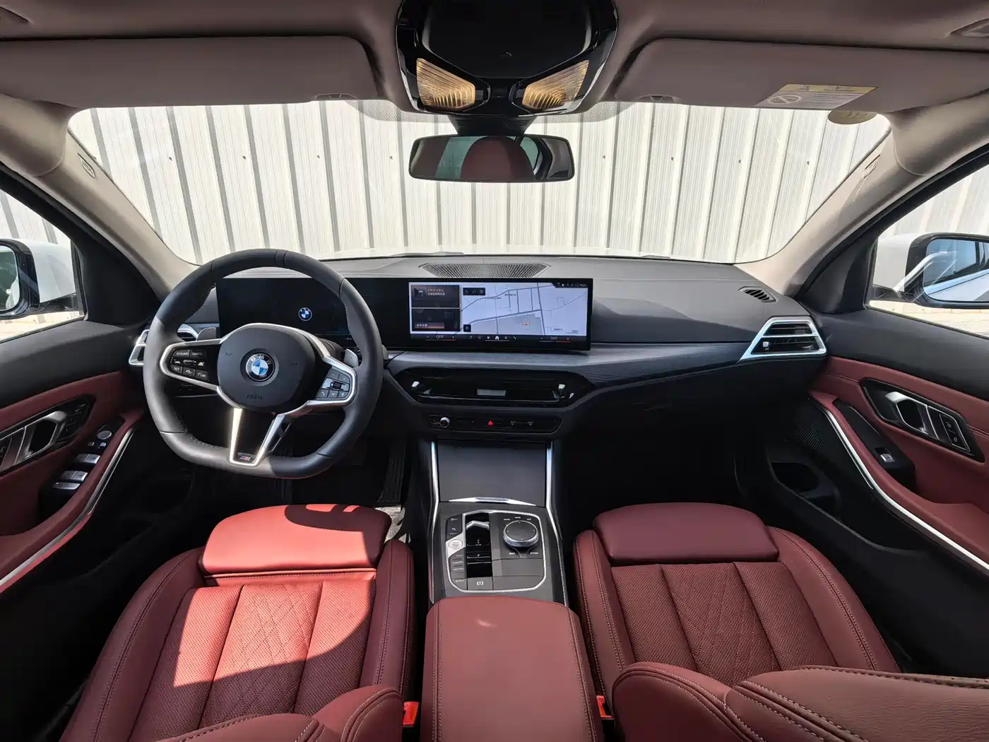 BMW 3 Series 2025 325Li M Sport Package фото 8