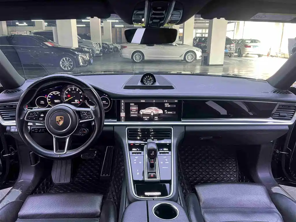 PORSCHE PANAMERA NEW ENERGY