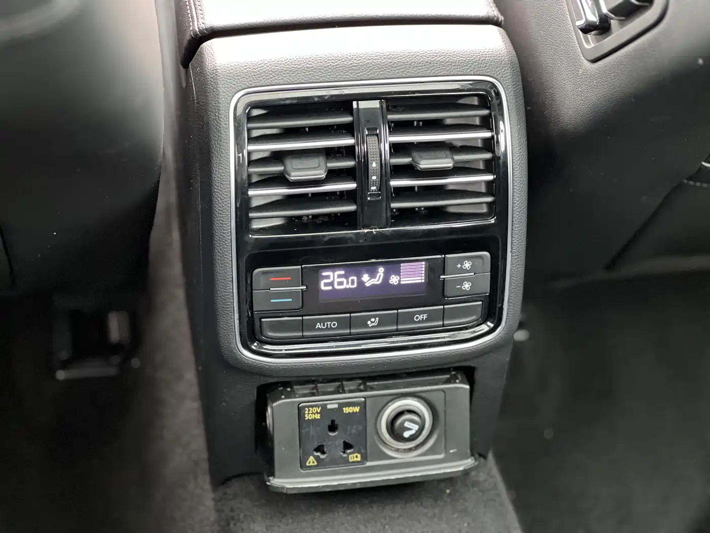 Volkswagen Magotan 2017 330TSI DSG Luxury фото 22