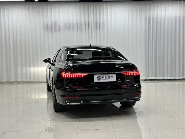 Photo 5 - Audi A6L