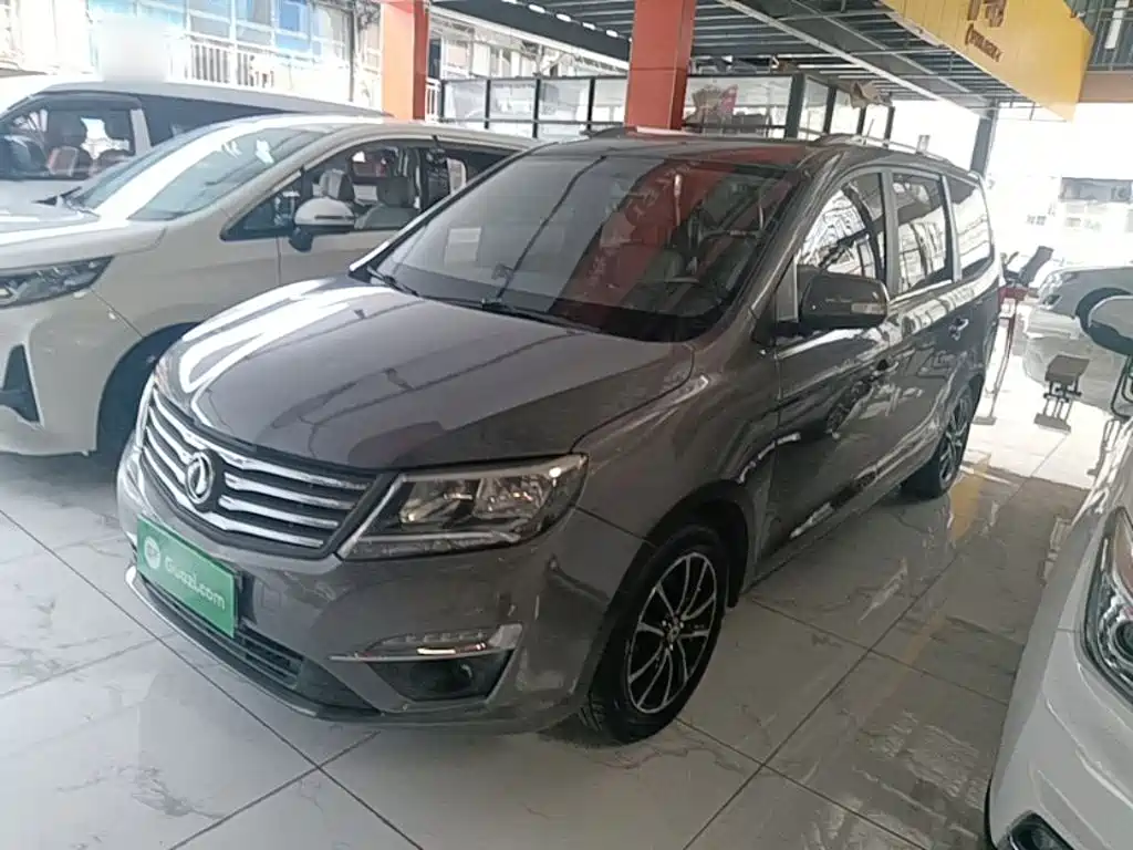 Dongfeng Fengxing Fengxing S500 2016 2016 1.6L CVT Premium