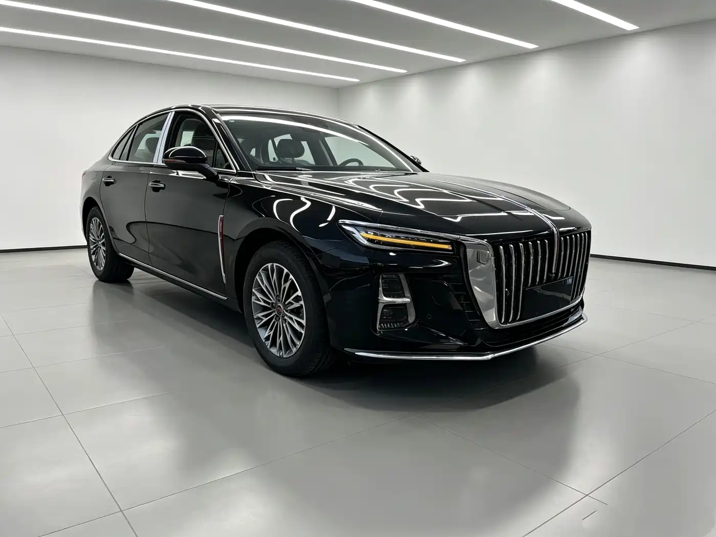 Hongqi H5 2026 2025 1.5T DCT Flag Rhythm 500,000 Units Memorial Edition