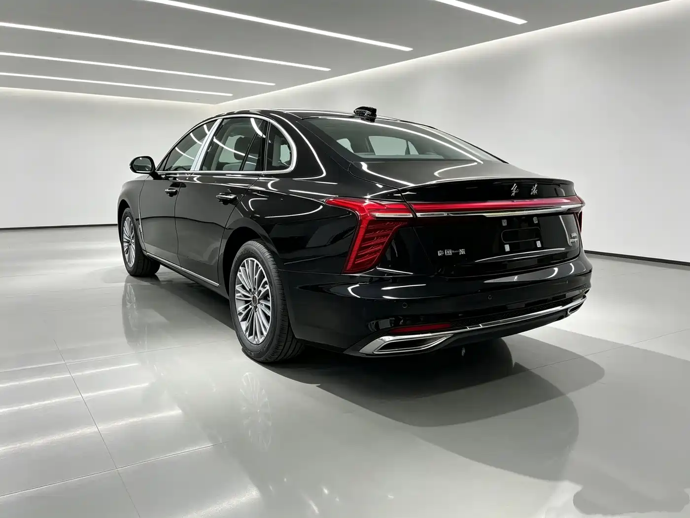 Hongqi H5 2026 2025 1.5T DCT Flag Rhythm 500,000 Units Memorial Edition