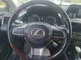 Photo 15 - Lexus RX