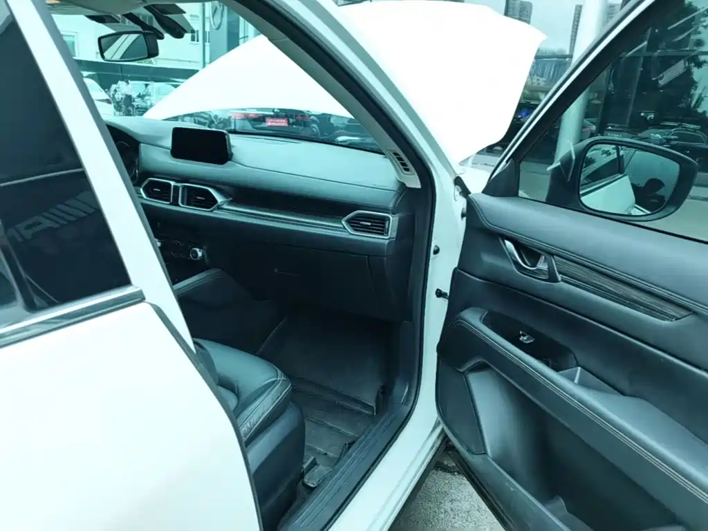 Photo 9 - Mazda CX-5