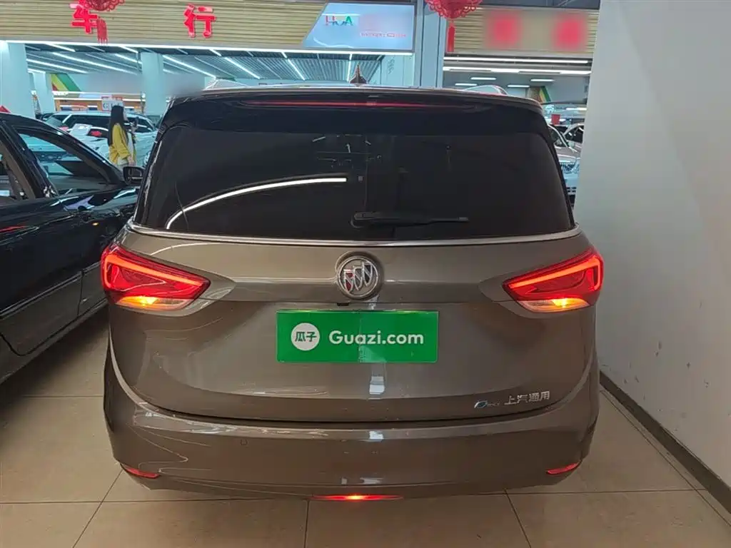 BUICK GL6