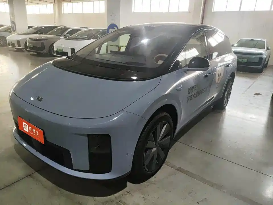 Li Auto Li i8 2025 — пригон из Китая