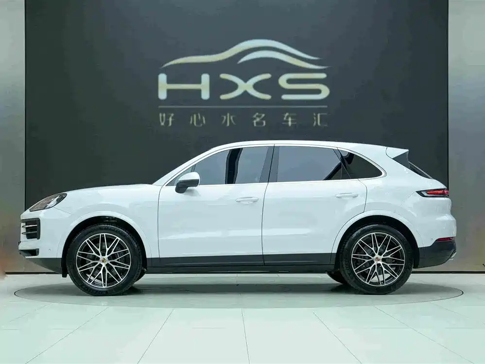 2025 Porsche Cayenne